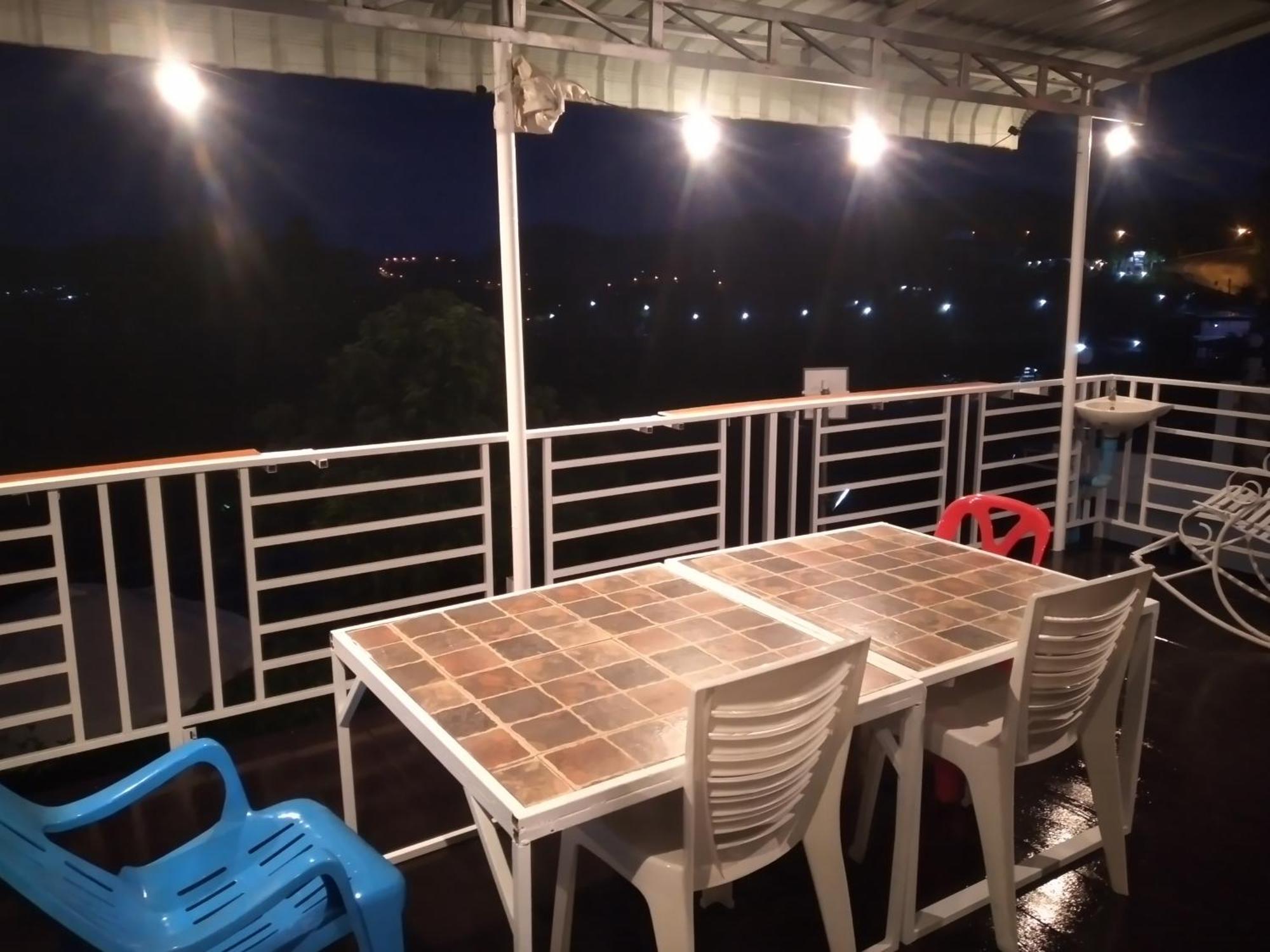บ้านแช่มช้อย Као Ко Стая снимка